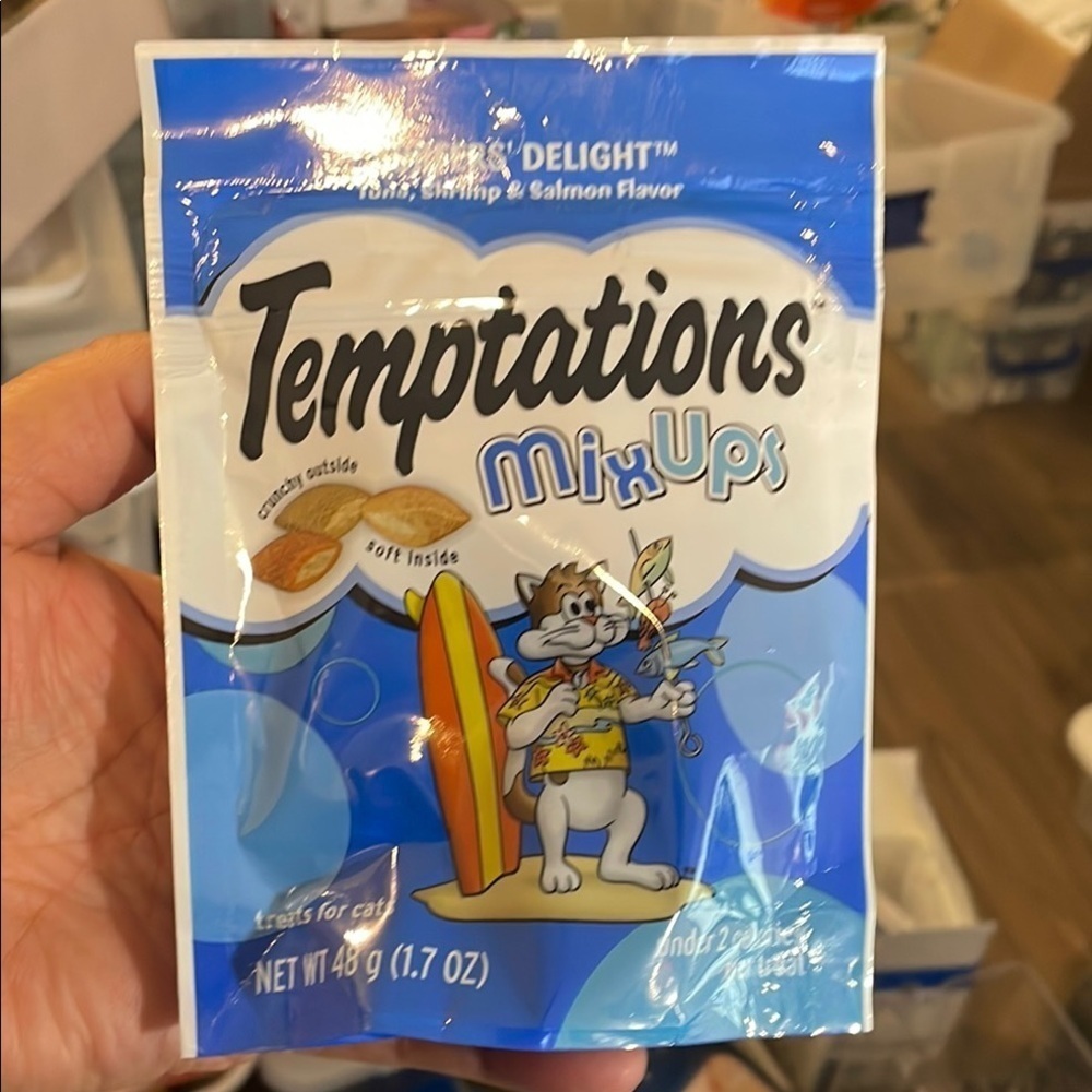 2 BAGS Temptations Surfers Delight Flavor Cat Treats - Purple EXP 10-24 to 3-24